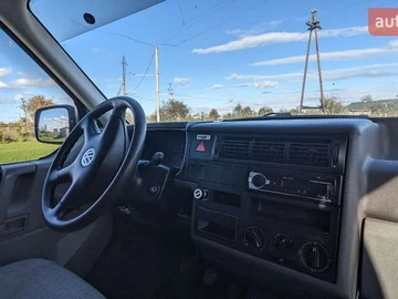 Авто Volkswagen Transporter 1999 № 8108968