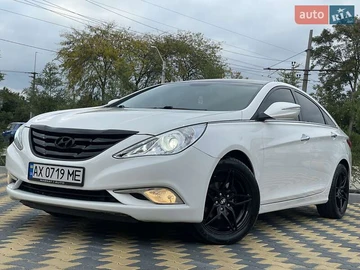 Авто Hyundai Sonata 2014 № 8109075