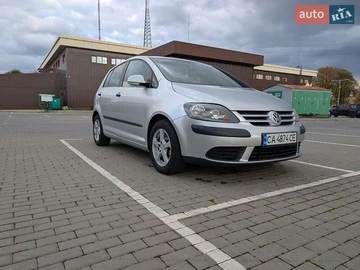 Авто Volkswagen Golf Plus 2006 № 8109076