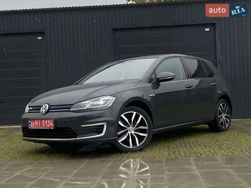 Авто Volkswagen E-Golf 2020 № 8109179