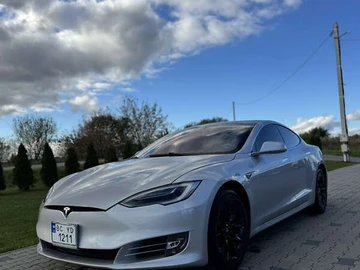 Авто Tesla Model S 2018 № 8109324