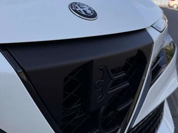 Авто Alfa Romeo Junior 2025 № 8109447