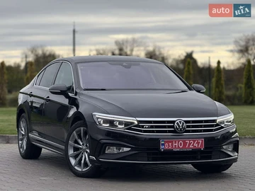 Авто Volkswagen Passat 2022 № 8109456