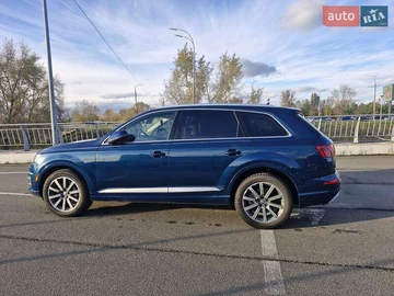 Авто Audi Q7 2018 № 8109458