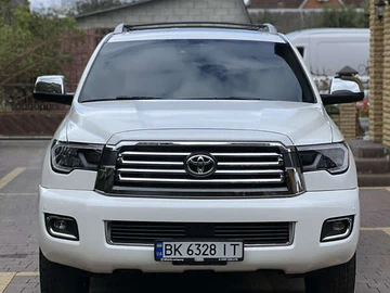 Авто Toyota Sequoia 2018 № 8109460