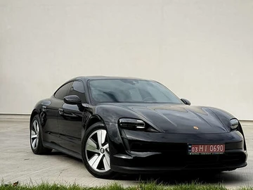 Авто Porsche Taycan 2022 № 8109463