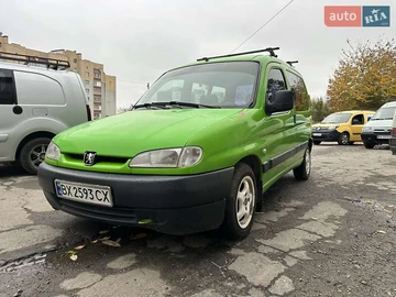 Авто Peugeot Partner 2000 № 8109556