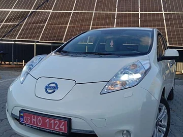 Авто Nissan Leaf 2012 № 8109663