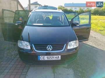 Авто Volkswagen Touran 2004 № 8109693