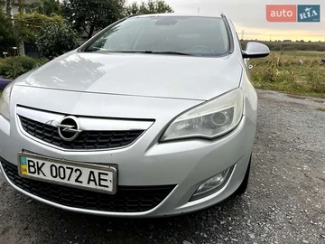 Авто Opel Astra 2011 № 8109747