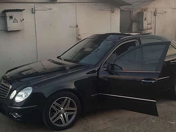 Авто Mercedes E-Class 2003 № 8109834