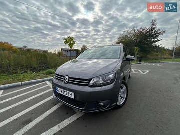 Авто Volkswagen Touran 2013 № 8109938