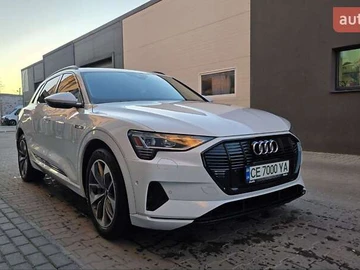 Авто Audi E-Tron 2020 № 8110007