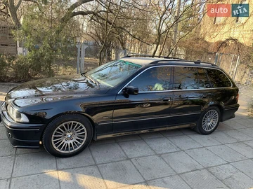 Авто BMW 5 Series 2004 № 8110119