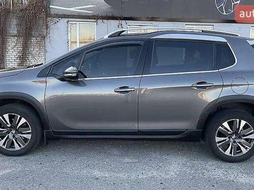 Авто Peugeot 2008 2018 № 8110142