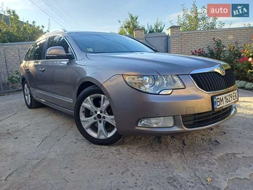 Авто Skoda Superb 2013 № 8110155