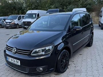 Авто Volkswagen Touran 2011 № 8110220