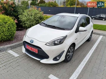 Авто Toyota Aqua 2020 № 8110292