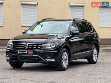 Авто Volkswagen Tiguan 2017 № 8110344