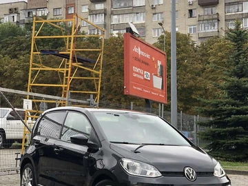Авто Volkswagen E-Up 2020 № 8110410