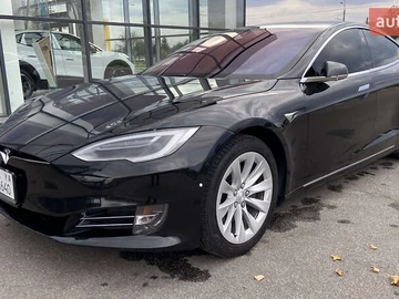 Авто Tesla Model S 2018 № 8110414