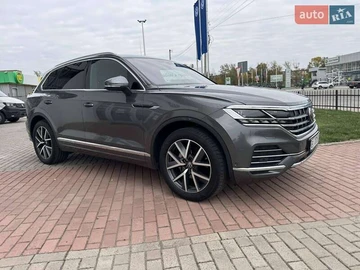 Авто Volkswagen Touareg 2021 № 8110420