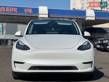 Авто Tesla Model Y 2022 № 8110491