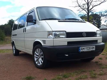 Авто Volkswagen Transporter 2000 № 8110611