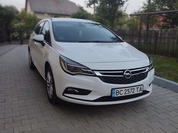 Авто Opel Astra 2019 № 8110641