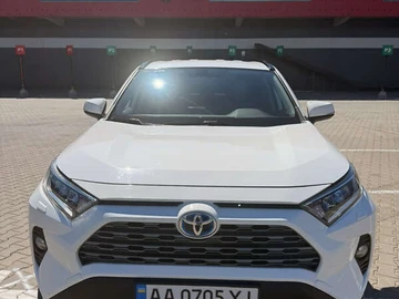 Авто Toyota Rav4 2019 № 8111042