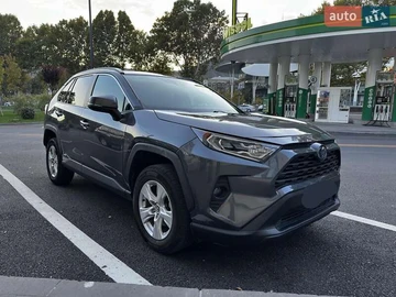 Авто Toyota Rav4 2021 № 8111046