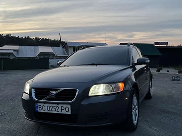 Авто Volvo V50 2008 № 8111103