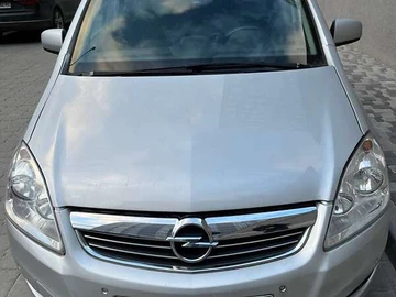 Авто Opel Zafira 2012 № 8111117