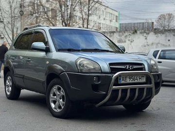 Авто Hyundai Tucson 2008 № 8111137