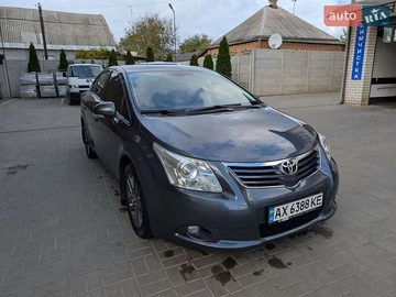 Авто Toyota Avensis 2010 № 8111251