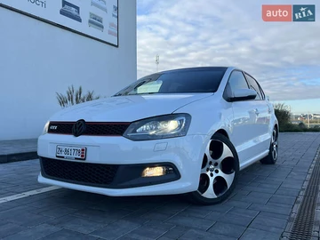 Авто Volkswagen Polo 2011 № 8111268