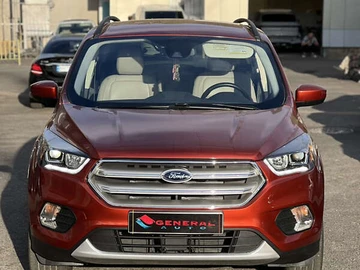 Авто Ford Escape 2018 № 8111292