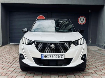 Авто Peugeot 2008 2020 № 8111328