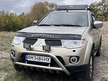 Авто Mitsubishi Pajero Sport 2010 № 8111631