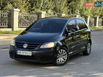 Авто Volkswagen Golf Plus 2005 № 8112069