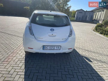 Авто Nissan Leaf 2013 № 8112103