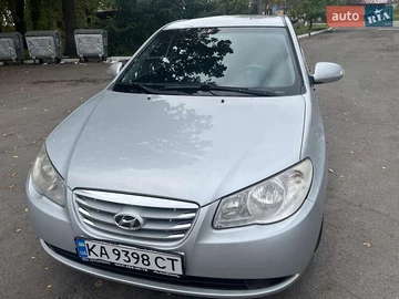 Авто Hyundai Elantra 2010 № 8112106