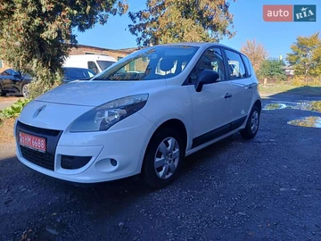Авто Renault Scenic 2010 № 8112113