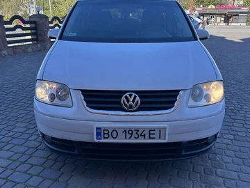 Авто Volkswagen Touran 2006 № 8112114