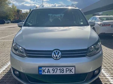 Авто Volkswagen Touran 2011 № 8112190