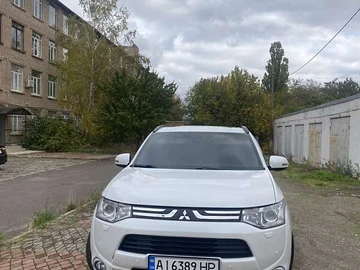Авто Mitsubishi Outlander 2012 № 8112196