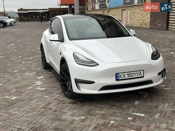 Авто Tesla Model Y 2021 № 8112380