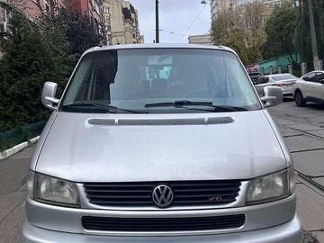 Авто Volkswagen Multivan 2001 № 8112593