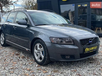 Авто Volvo V50 2012 № 8112848