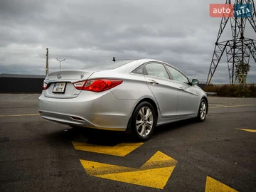 Авто Hyundai Sonata 2011 № 8112871